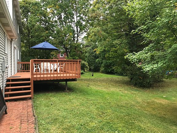 Beautiful backyard with deck