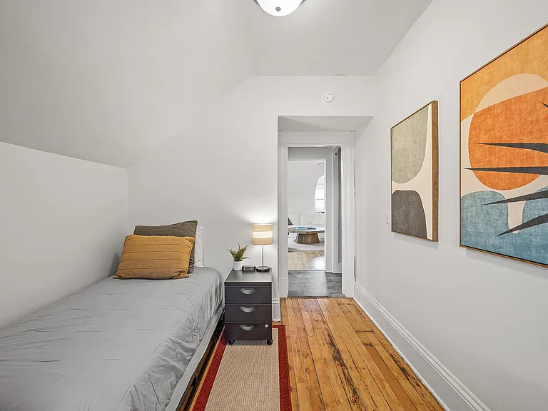 2449 Pillsbury Ave S #4 — Photo 16