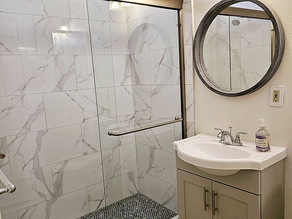 4th image of 147 W Acacia Ave APT 139