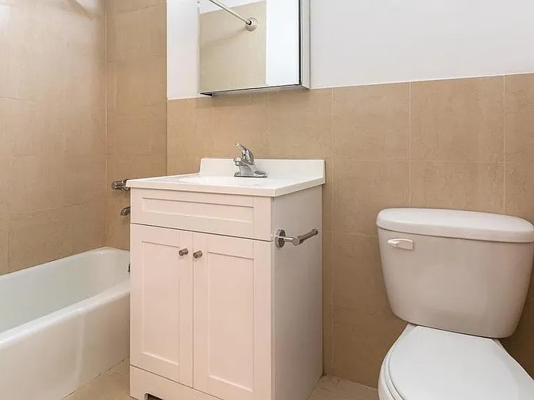 185 Avenue C #4C — Photo 4