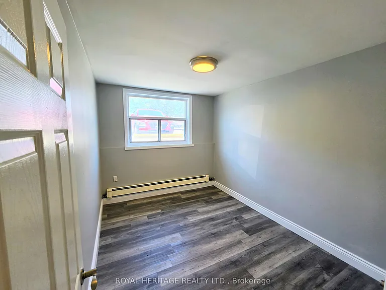 300 Montrave Ave #4 — Photo 13