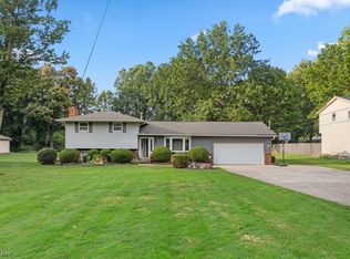 26954 Schady Rd, Olmsted Falls, OH