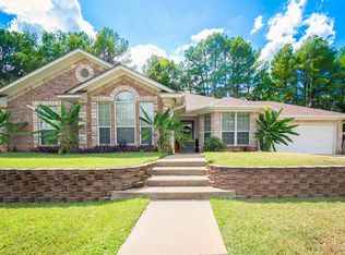 406 E Pirate St, Longview, TX 75604