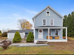 881 Vauxhall Street Ext, Waterford, CT 06385