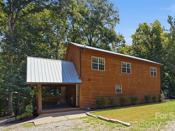 4th image of 5814 Lakeway Trl S