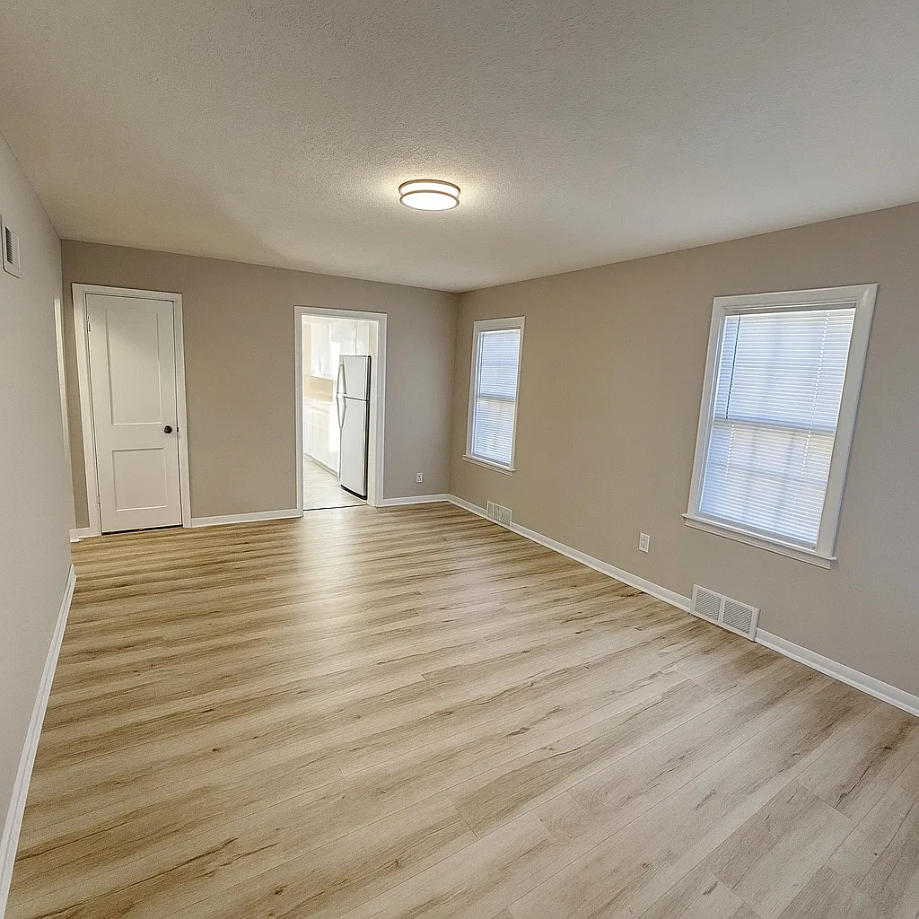 4221 N St — Photo 2