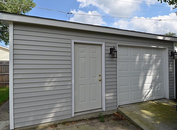 4th image of 10919 S Kedzie Ave