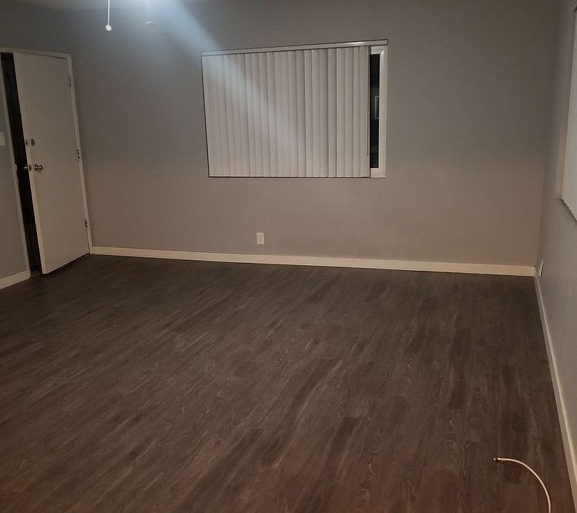1st image of 4750 Broadway #1G