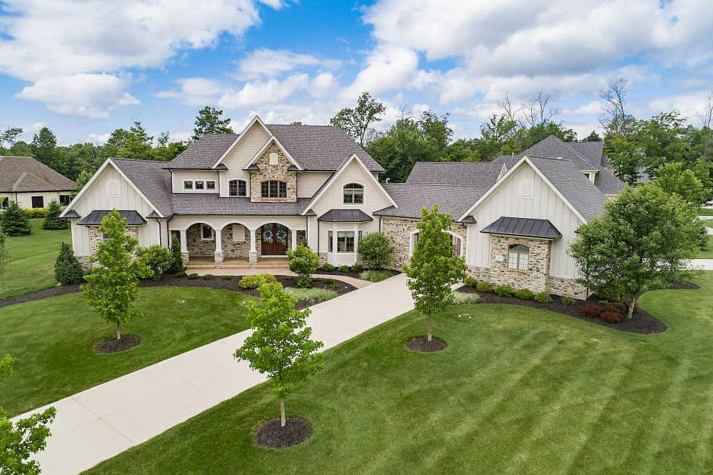 2065 Woodland Hall Dr, Delaware, OH 43015 | Zillow