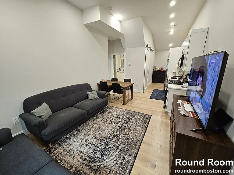 9 Everett St #2 — Photo 8