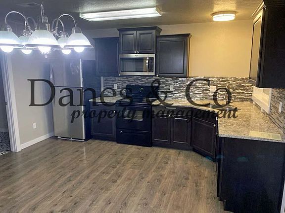 3rd image of 11361 W Allerton St
