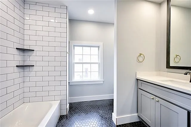621 N Murat St #2-B — Photo 8