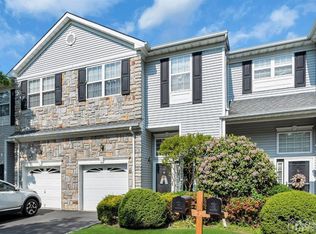 9 Linda Ct, Laurence Harbor, NJ 08879