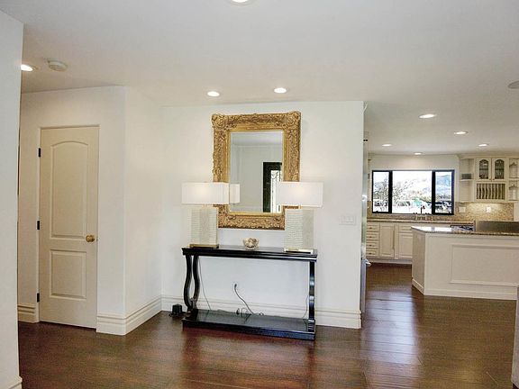 3rd image of 13840 Santa Teresa Blvd