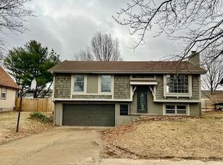 6309 S 25th St, Saint Joseph, MO 64504