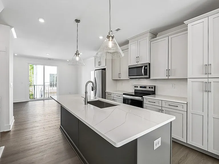 1140 Kokomo Ln — Photo 15
