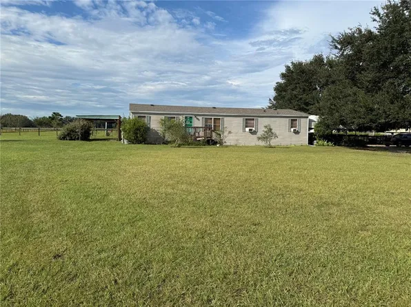 395 SE 160th St, Summerfield, FL 34491