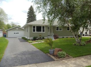 1633 Terrace Dr, Schererville, IN 46375