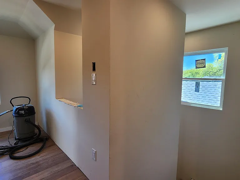 908 E Gorham St #2 — Photo 11