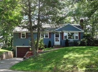10 Acorn Rd, Vernon, CT 06066