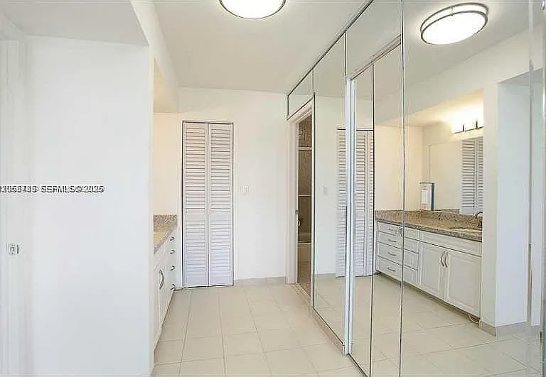 255 Galen Dr #4L — Photo 11