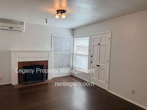4th image of 1715 H St APT 2
