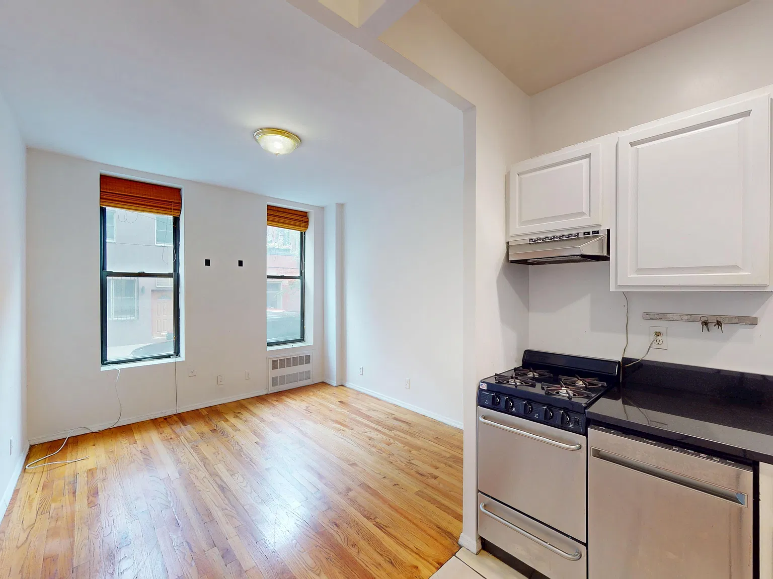 39 Bedford Street — Photo 2