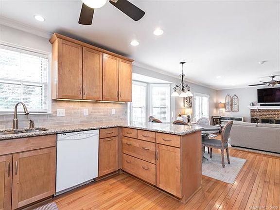 4th image of 5608 Hillbrook Dr