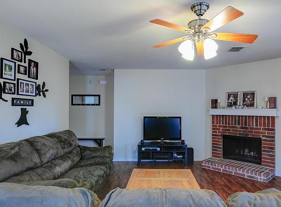 2nd image of 840 Cathy Dr