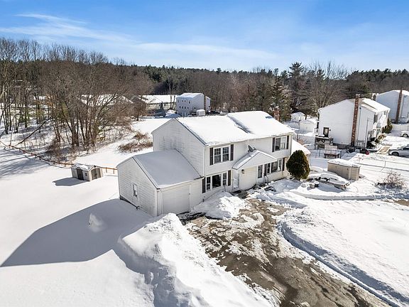 2nd image of 13 Sunnyside Lane #L