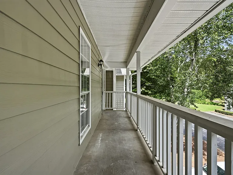 106 Sterling Ct — Photo 24