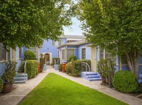 2010 Ocean Park Blvd