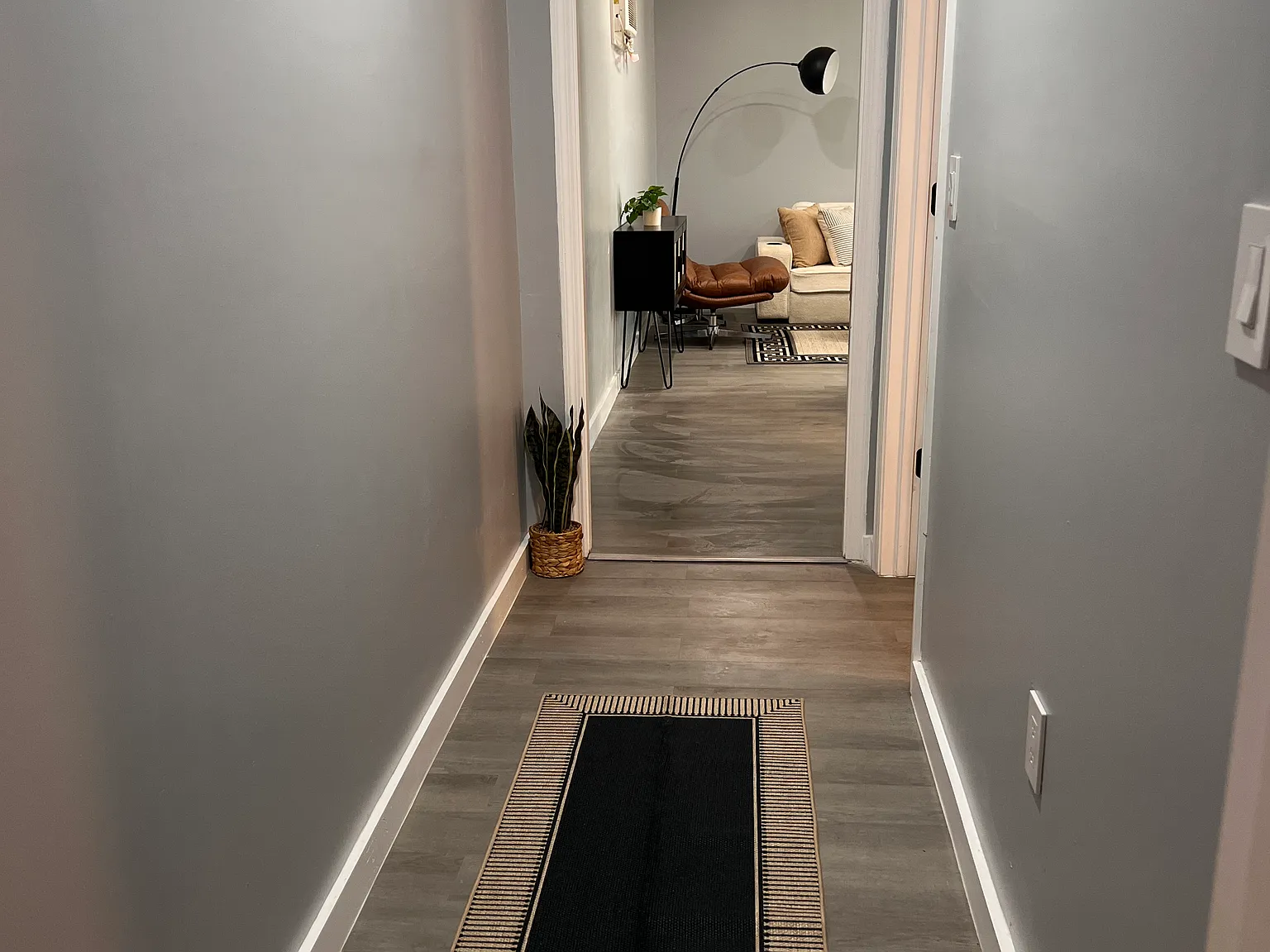 2 bed, 750 sqft, $2,200 — Photo 4