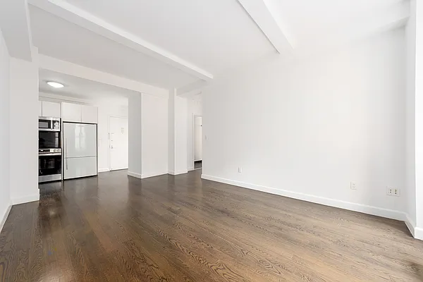 Rented by City Skyline Rentals LLC | media 7