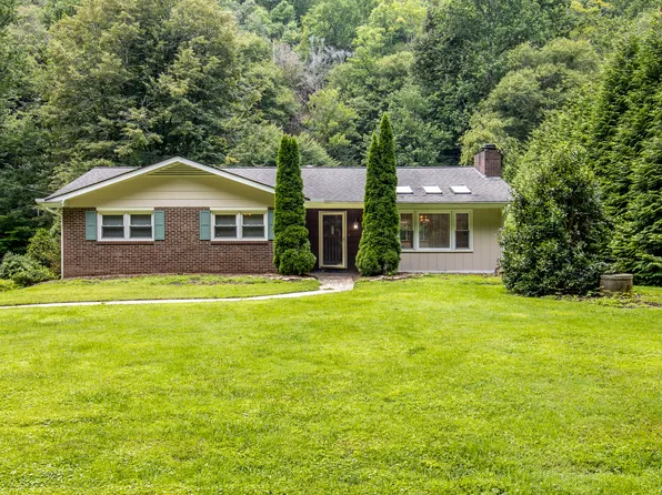 493 Kings Creek Rd, Brevard, NC 28712