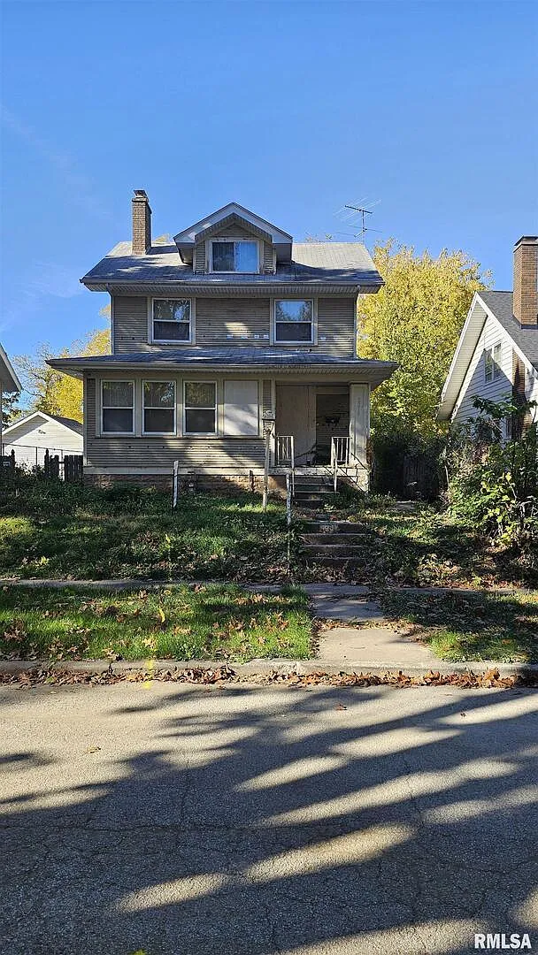 2218 Western Ave photo 1