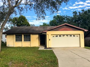 9623 N Hartts Dr, Tampa, FL 33617