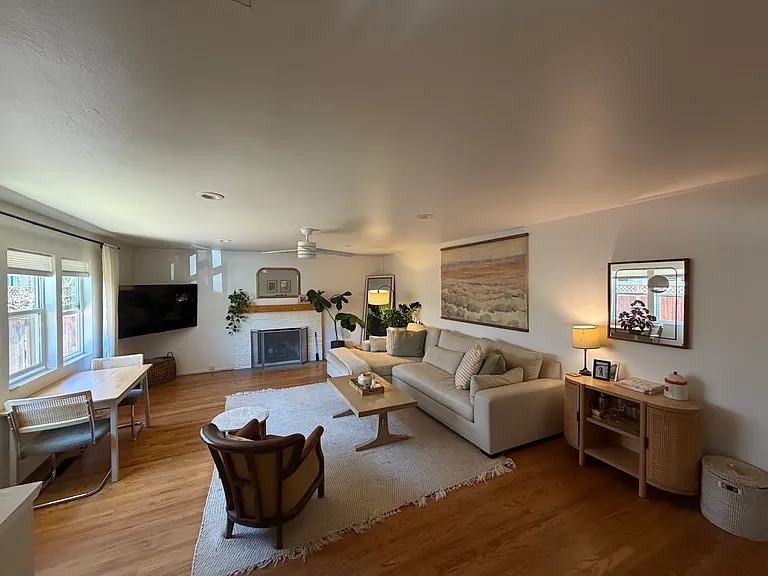 636 Madison Ave — Photo 4
