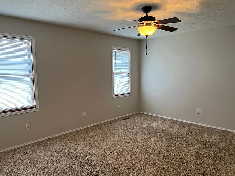 3243 S Nettleton Ave — Photo 8
