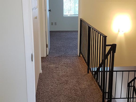 Upstair's hallway between two bedrooms