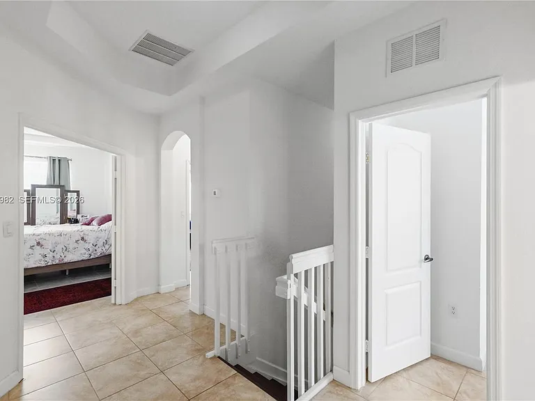 8741 NW 110th Ave — Photo 38