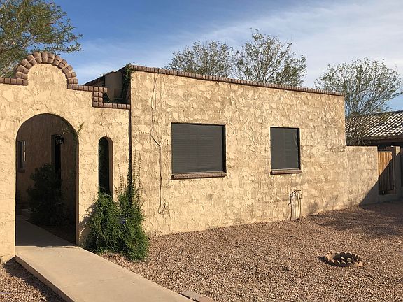 2nd image of 916 N Pueblo Dr APT A