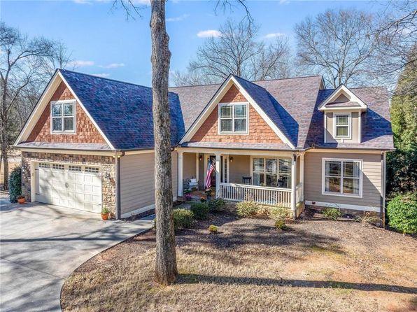 Lake Front - Hartwell GA Real Estate - 103 Homes For Sale | Zillow