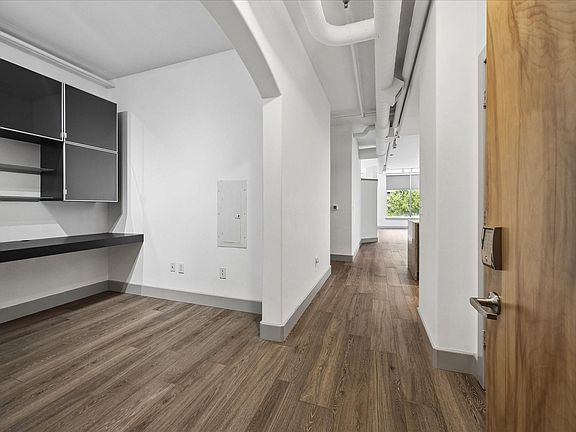 4th image of 1901 Post Oak Blvd APT 408
