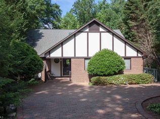 1215 Lakewood Dr, Greensboro, NC 27410