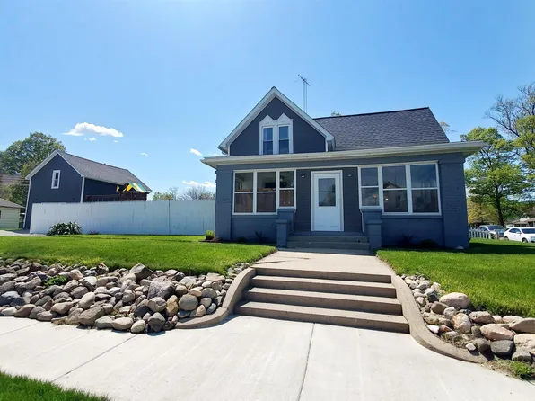 223 N Jackson St, Bremen, IN 46506