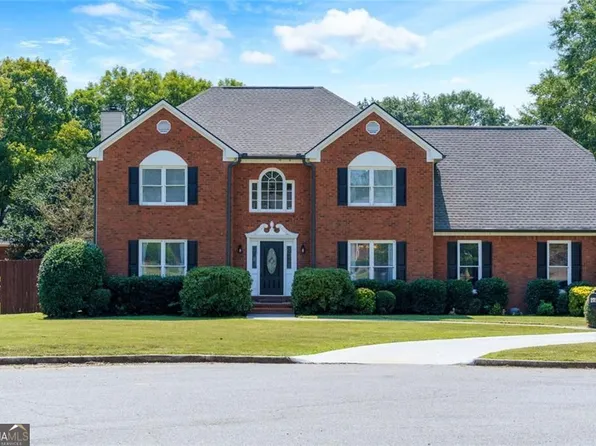 275 Briar Patch Ln, Cartersville, GA 30120