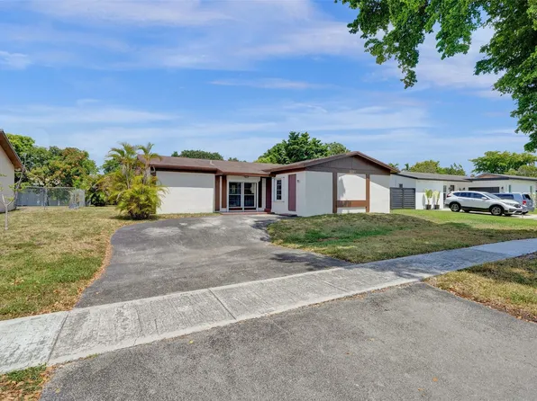 (undisclosed Address), Pembroke Pines, FL 33024