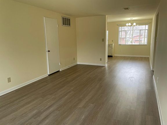 3rd image of 4209 Lesher Dr #4