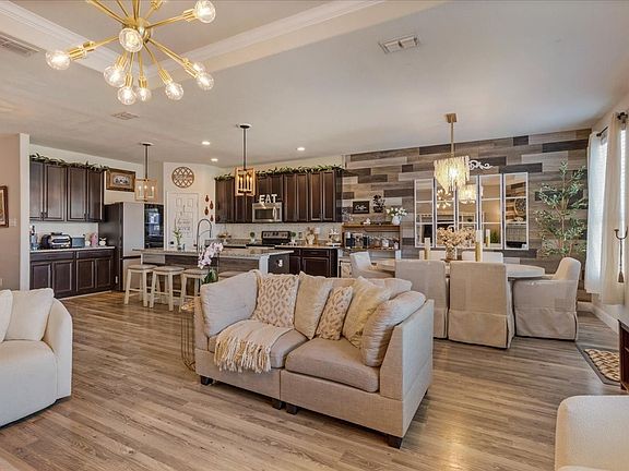 4th image of 1224 Rivers Creek Ln